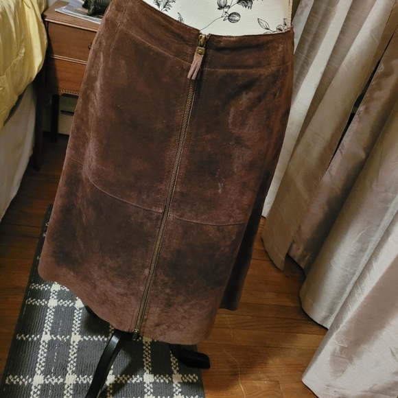 Isaac Mizrahi suede skirt - Picture 2 of 7